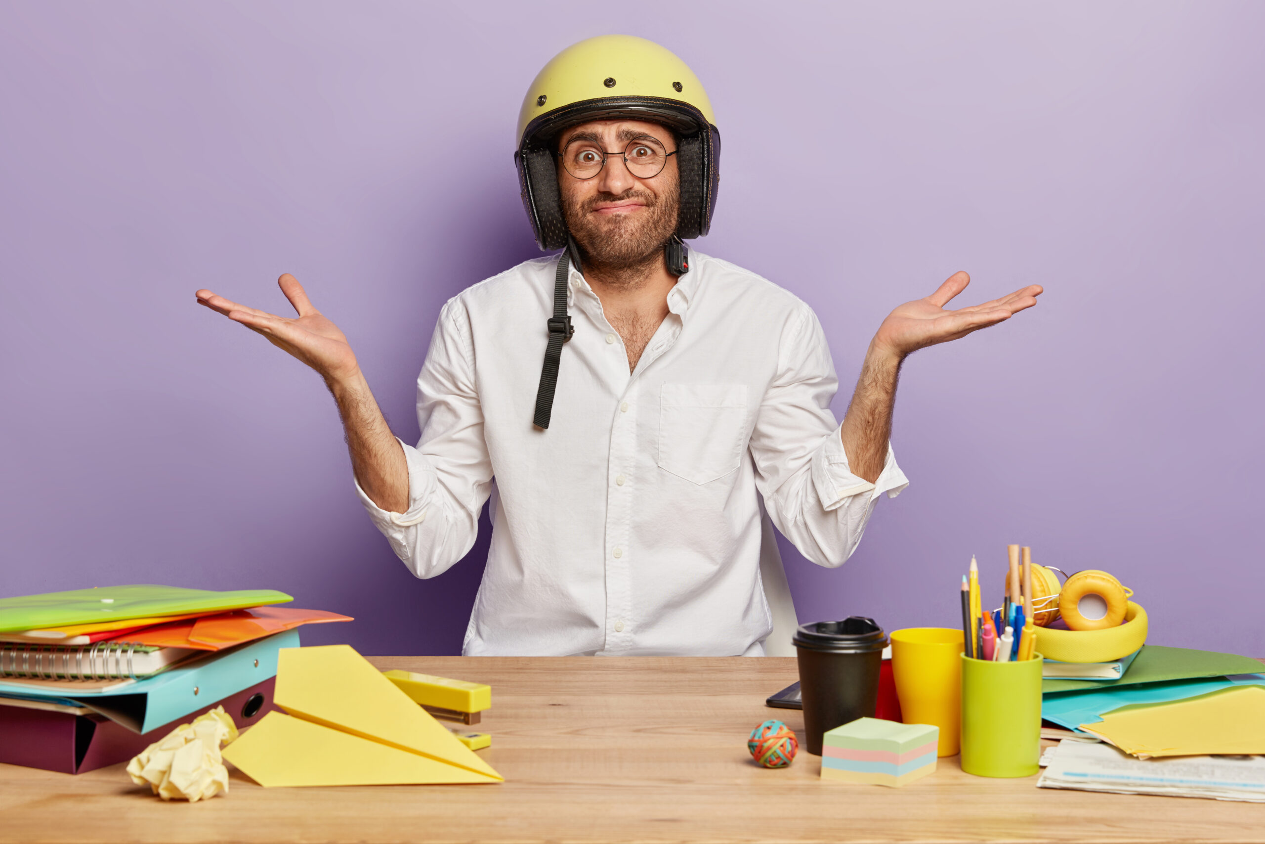 medewerker die zoekt naar een baan